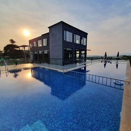 Paraiso Resort & Club Igatpuri Luaran gambar